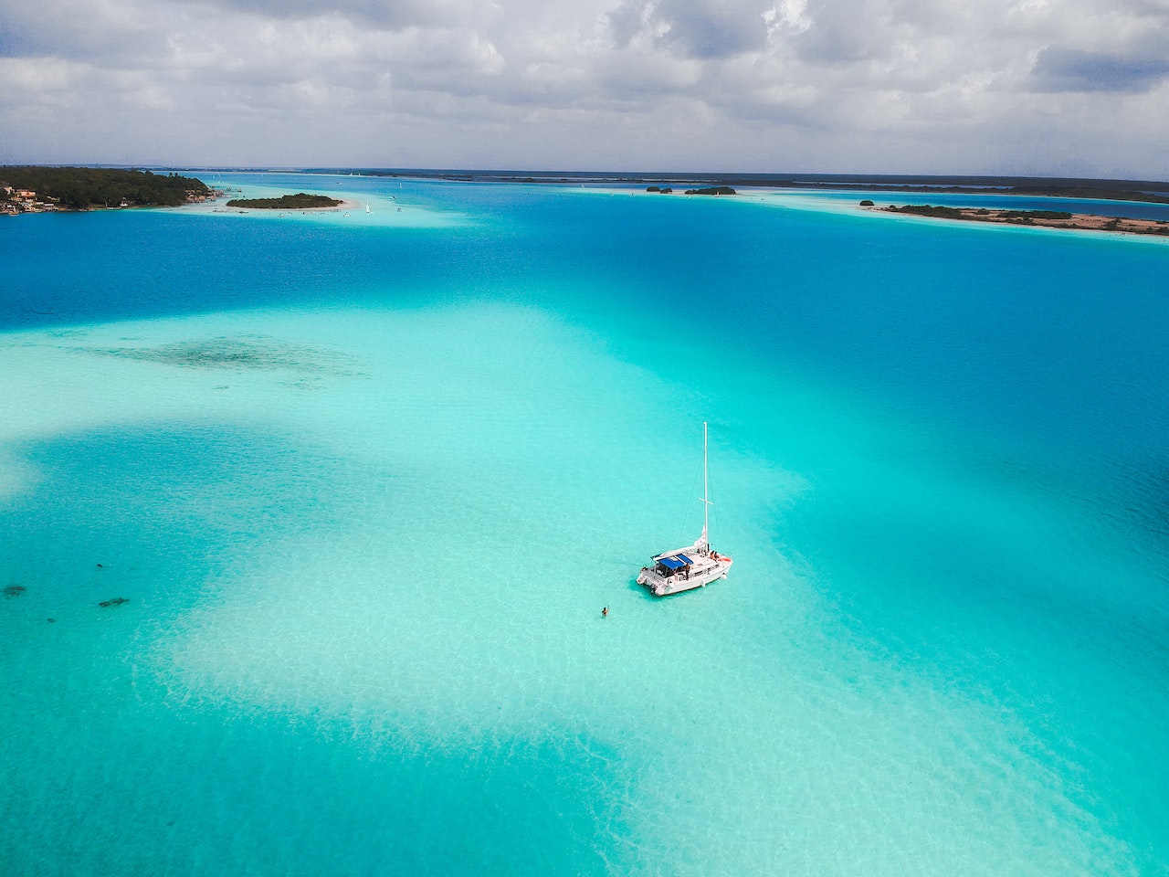 Laguna de los 7 Colores (Bacalar) — Tour Clásico Todo Incluido